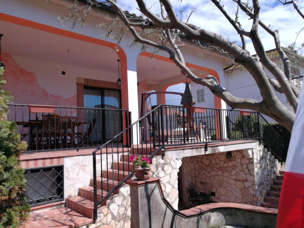 Villa Carlini Passoscuro Buitenkant foto